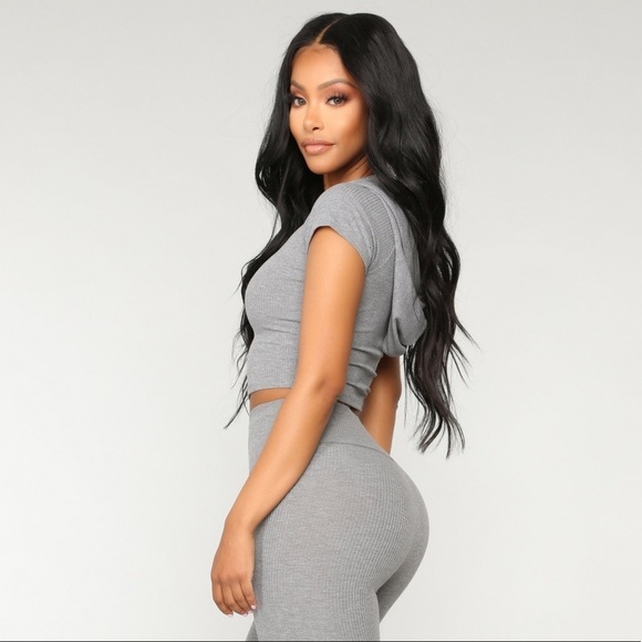 Heather Grey Ribbed Hooded V-Neck Crop Top - Picture 2 of 4